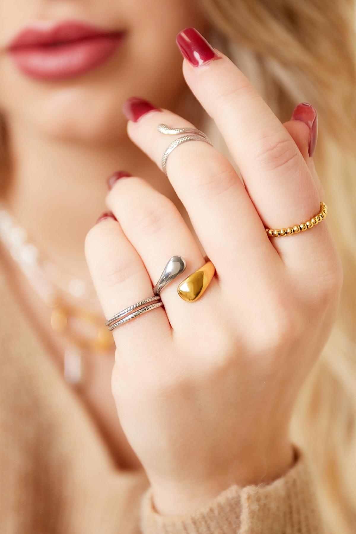 Elegant Adjustable Minimalist Ring - Silver & Gold