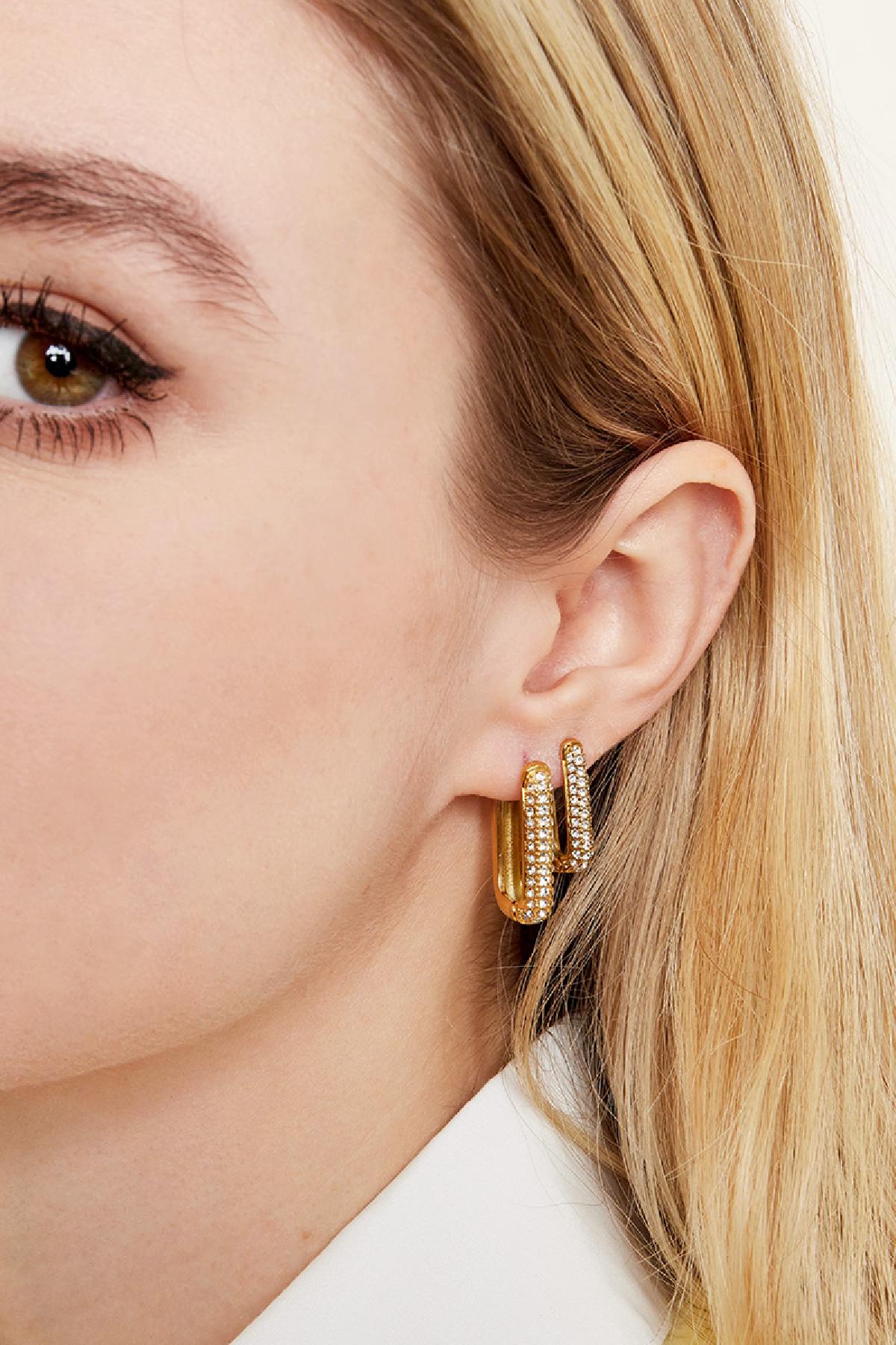 Glitzernde Ohrringe aus Edelstahl