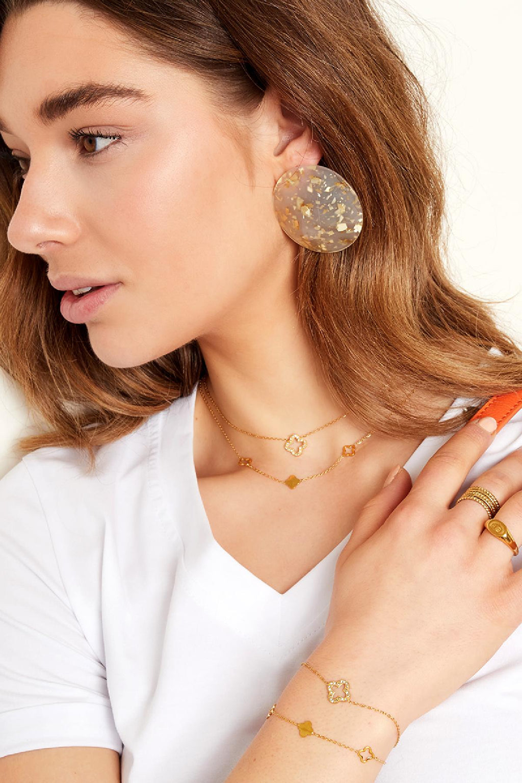 Armband Kleeblatt mit Zirkonsteinen Goldfarbe Edelstahl