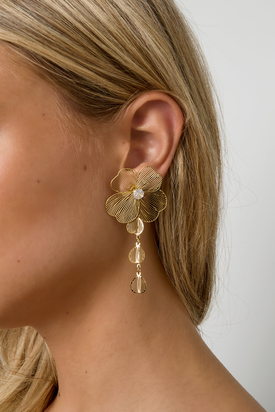 Edelstahl-Ohrhänger, Blume, lässig, täglich, einfache Serie, Damenschmuck