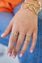 Statement-Ring mit eingelegtem Kleeblatt