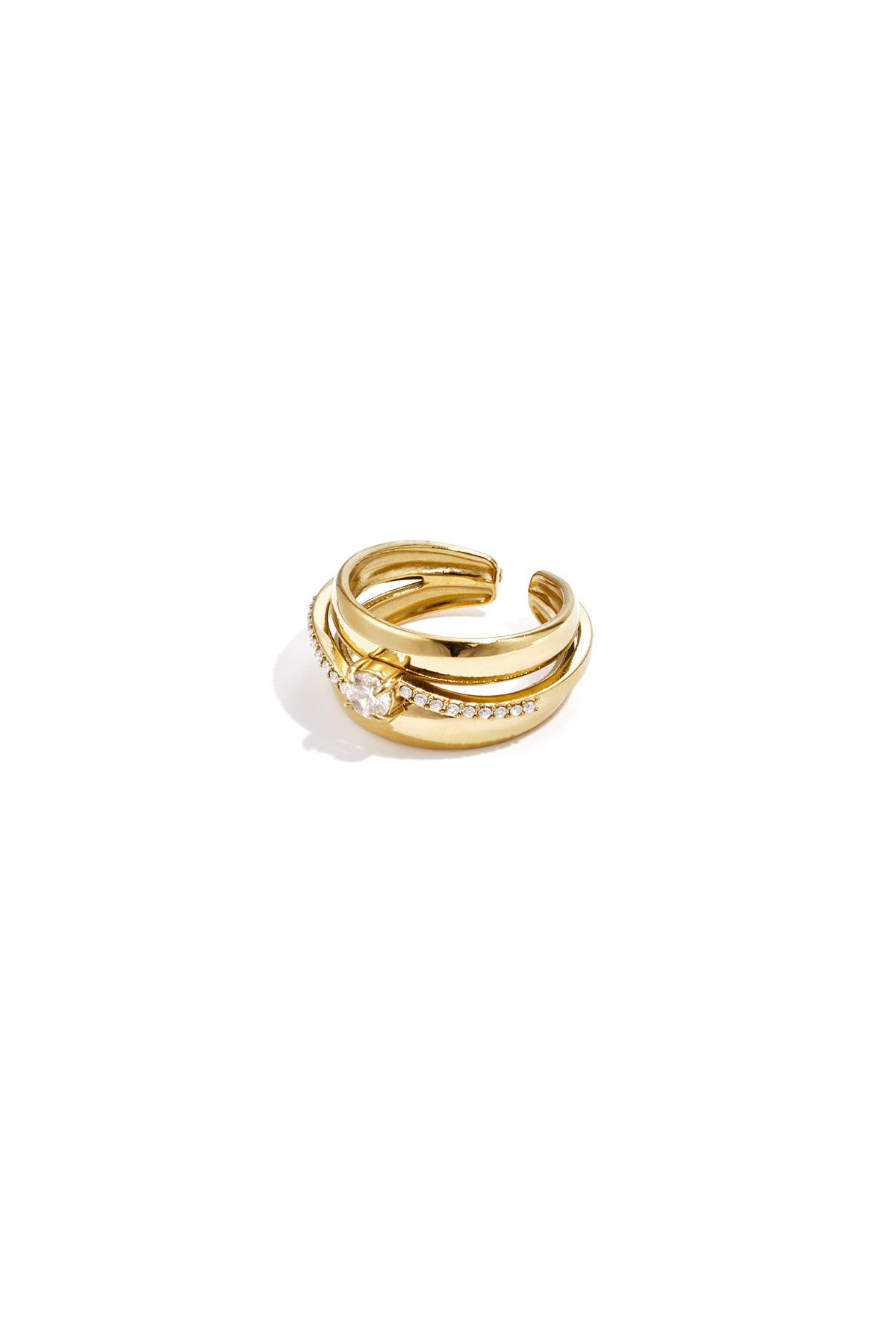 Mehrlagiger Ring mit Steinen